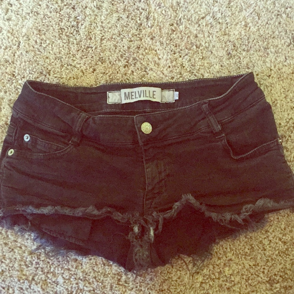 Black Brandy Melville shorts